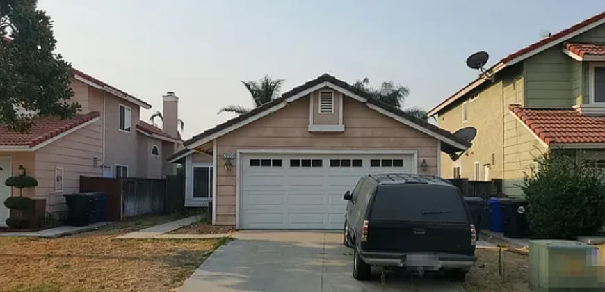 16995 WALNUT CT FONTANA, SAN BERNARDINO, CA 92336