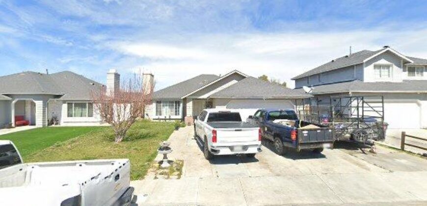 4715 DIAMOND ST PALMDALE, LOS ANGELES, CA 93552
