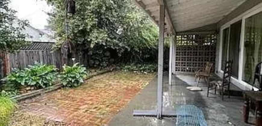 621 W D ST S DIXON, SOLANO, CA 95620