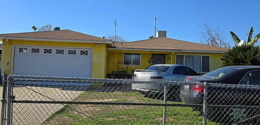 573 N KERN AVE FARMERSVILLE, TULARE, CA 93223
