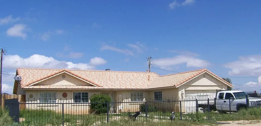 8325 JACARADA AV, CALIFORNIA CITY, CA 93505