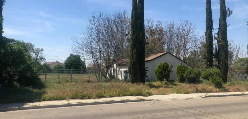 1603 FALLER AVE SANGER, FRESNO, CA 93657